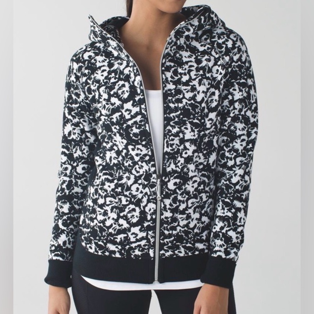 Lululemon Athletica Scuba III Fleur Sombre Black and White Floral Full Zip-Up!
